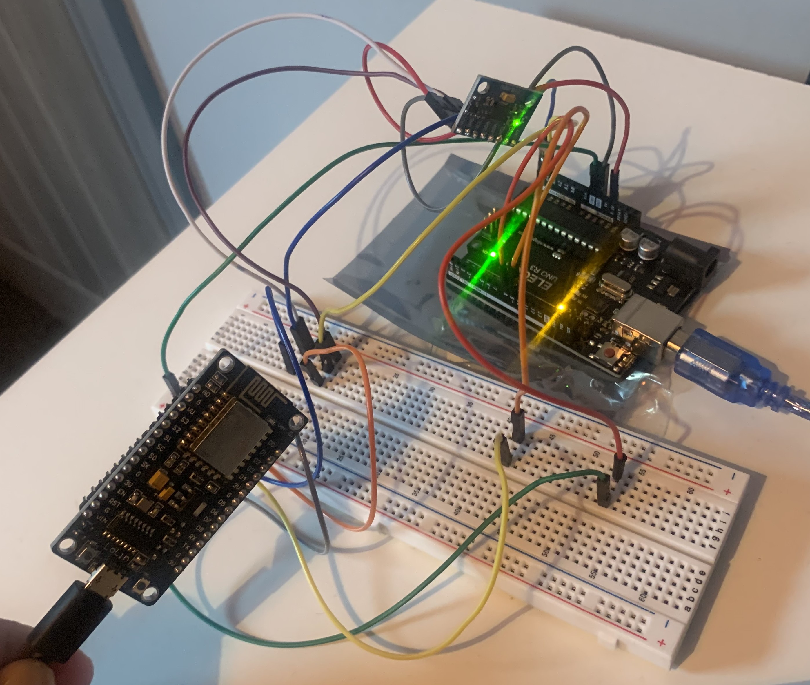 Displaying the bus arbitrator nodeMCU, Arduino and MPU6050 interface system